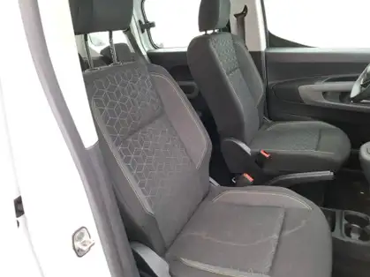 PEUGEOT RIFTER ACTIVE STANDARD 1.2 PureTech 110 CV BVM6 