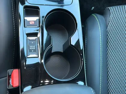 PEUGEOT 2008 GT Hybrid 145 CV e-DCS6