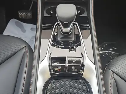 MG EHS 1.5 Hybrid+ 224 ch Luxury