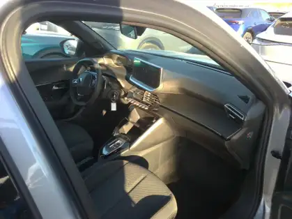 PEUGEOT 2008 STYLE Hybrid 136 CV E-DCS6 