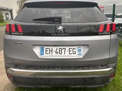 PEUGEOT 3008 1.6 BlueHDi 120ch S&S EAT6 Allure