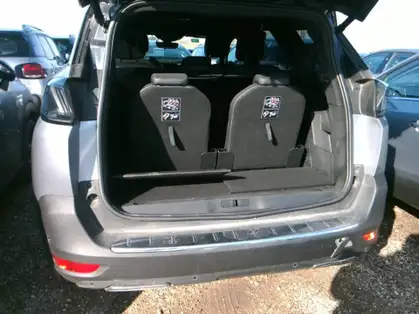 PEUGEOT 5008 GT 1.2 HYBRID 136 CV E-DCS6