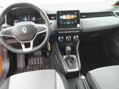 RENAULT CLIO V EVOLUTION E-Tech full hybrid 145 CV 