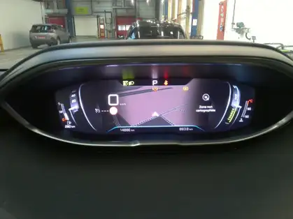 PEUGEOT 3008 ALLURE PACK HYBRID 136 CV E-DCS6