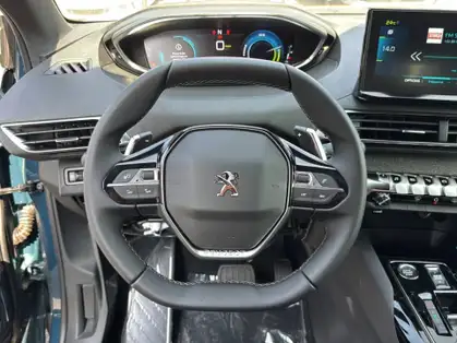 PEUGEOT 3008 ALLURE PACK 1.6 HYBRID 225 CV E-EAT8