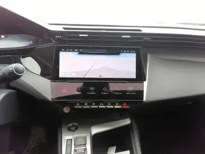 PEUGEOT 408 ALLURE Hybrid 136 e-DCS6