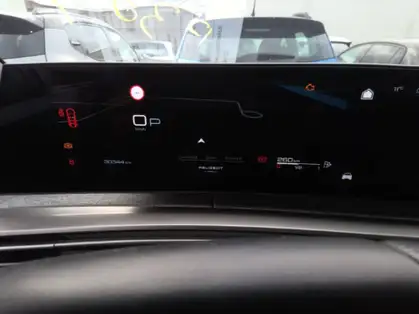 PEUGEOT 5008 ALLURE Hybrid 145 CV e-DCS6 