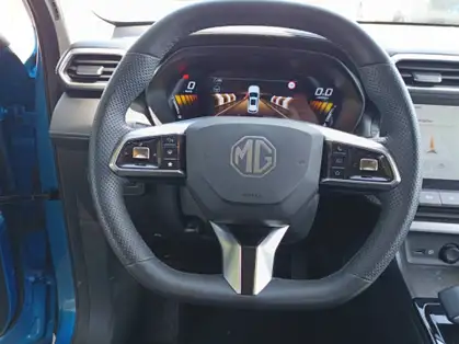 MG ZS LUXURY 1.5 L Hybrid+ 197 CV