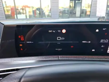 PEUGEOT 3008 GT Hybrid 145 e-DCS6