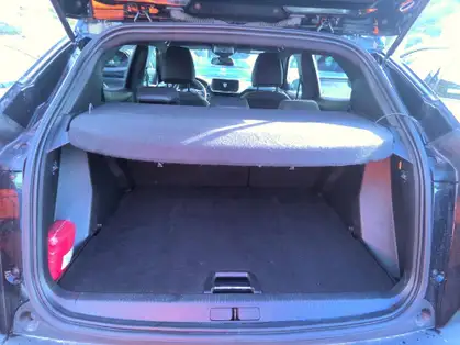 PEUGEOT 2008 ALLURE Hybrid 145 CV e-DCS6 