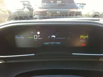 PEUGEOT 508 SW Hybrid 225 e-EAT8 Allure