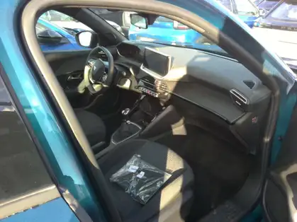 PEUGEOT 2008 STYLE 100 CV BVM6