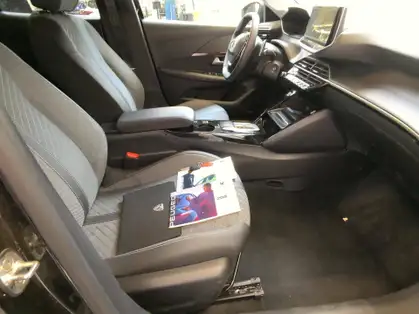 PEUGEOT 208 ALLURE Hybrid 110 CV e-DCS6 