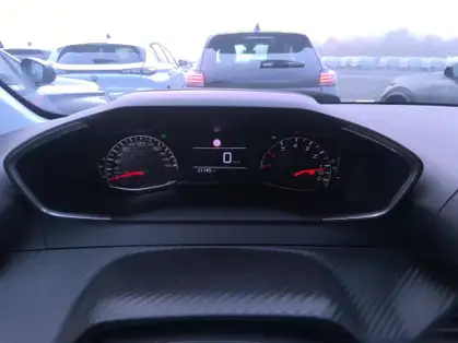 PEUGEOT 208 STYLE PURETECH 100 CV BVM 