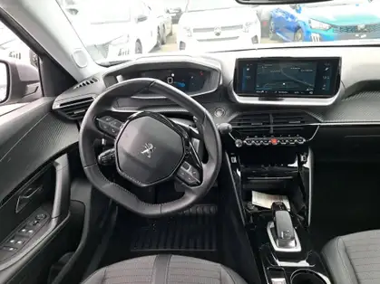 PEUGEOT 2008 BlueHDi 130 S&S EAT8 Allure Business