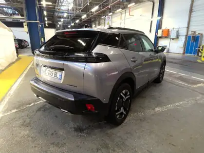 PEUGEOT 2008 ALLURE HYBRID 136 CV e-DCS6