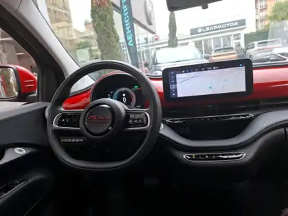 FIAT 500E BERLINE MY22 SERIE 1 STEP 2 500e BERLINE RED ELECTRIQUE 95 CV
