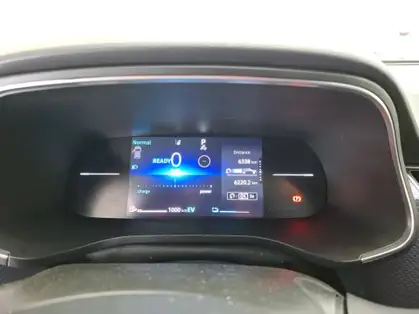 RENAULT ARKANA E-Tech 145 - 23 Evolution