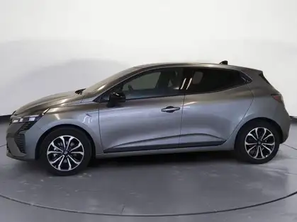 RENAULT CLIO V TECHNO E-Tech full hybrid 145 CV GSR2 