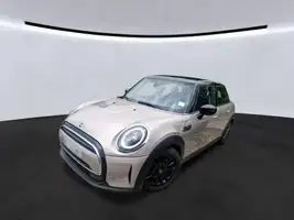 MINI ESSENTIAL Cooper 136 CV DKG7 