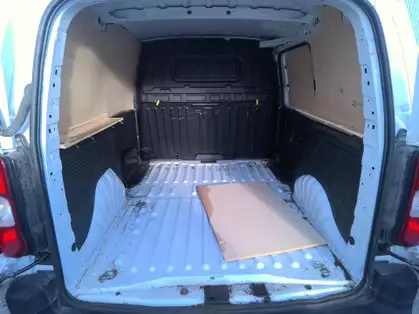 PEUGEOT PARTNER FOURGON TAILLE M 950 KGS BLUEHDI 100 CV BVM6