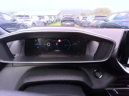 PEUGEOT 2008 50 kWh 136 ch GT