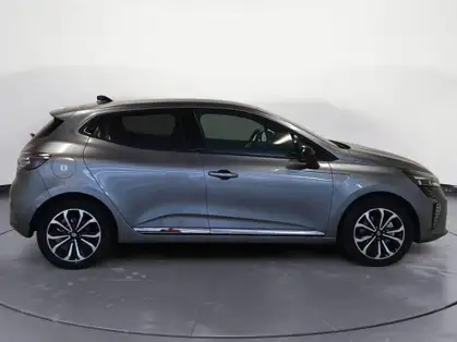 RENAULT CLIO V TECHNO E-Tech full hybrid 145 CV GSR2 