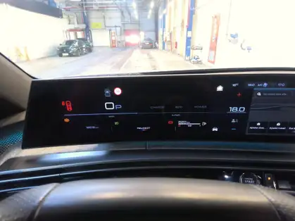 PEUGEOT 5008 GT 1.2 HYBRID 136 CV E-DCS6