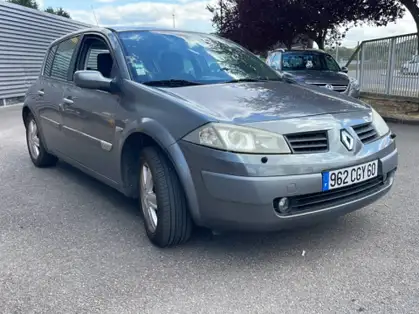 RENAULT MEGANE II BERLINE 1.9 dCi 130 Confort Dynamique