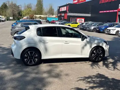 PEUGEOT 208 ALLURE HYBRID 100 CV E-DCS6
