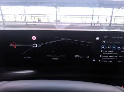 PEUGEOT 5008 ALLURE Hybrid 145 CV e-DCS6 