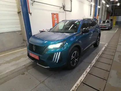 PEUGEOT 2008 ALLURE Hybrid 145 CV e-DCS6 