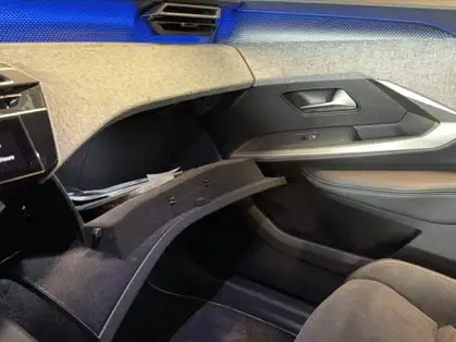 PEUGEOT 3008 325 ch 4x4 73 kWh GT