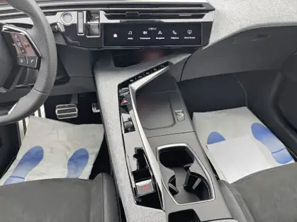 PEUGEOT 3008 GT Hybrid 145 e-DCS6