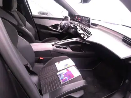 PEUGEOT 3008 GT HYBRID 136 CV E-DCS6