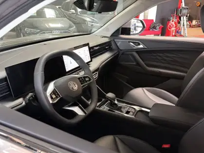 MG EHS 1.5 Hybrid+ 224 ch Luxury