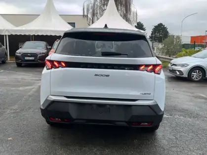 PEUGEOT 5008 GT Hybrid 145 CV e-DCS6 