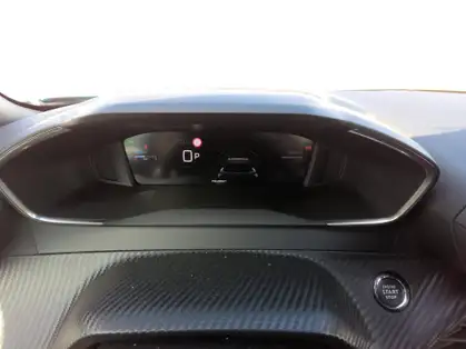 PEUGEOT 2008 ALLURE Hybrid 145 CV e-DCS6 