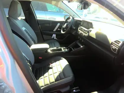 CITROEN C4 MAX HYBRID 136 CV e-DCS6