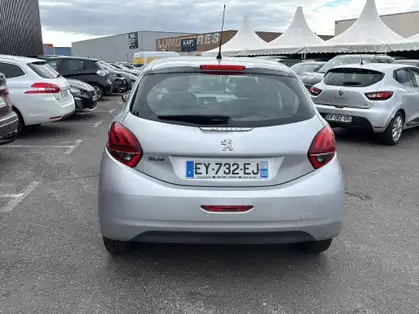 PEUGEOT 208 1.6 BlueHDi 75ch BVM5 Active