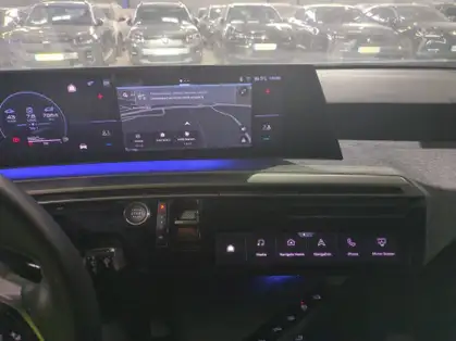 PEUGEOT 5008 ALLURE Hybrid 145 CV e-DCS6 