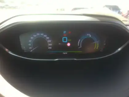 PEUGEOT 3008 GT HYBRID 225 CV E-EAT8
