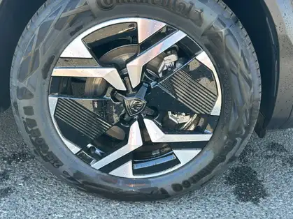 PEUGEOT 2008 GT Hybrid 145 CV e-DCS6