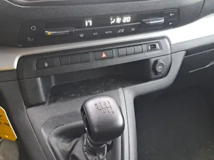 TOYOTA PROACE COMBI Long 115 D-4D BVM6 Dynamic - 8P