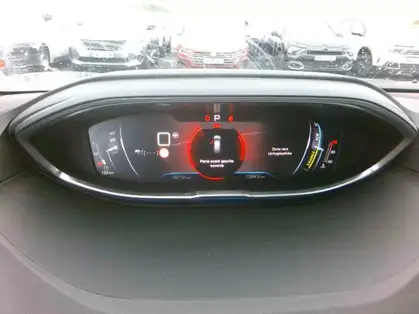 PEUGEOT 5008 ALLURE PACK HYBRIDE 136 CV E-DCS6