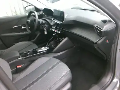 PEUGEOT 208 ALLURE HYBRID 100 CV E-DCS6