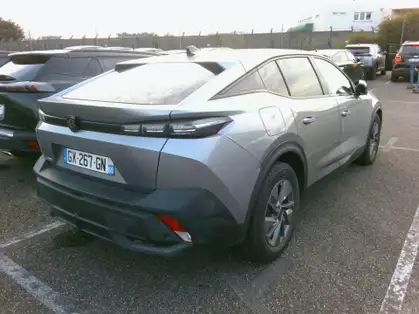 PEUGEOT 408 Hybrid 136 e-DCS6 Allure
