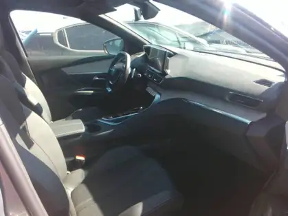 PEUGEOT 3008 GT 1.6 HYBRID4 300 CV E-EAT8
