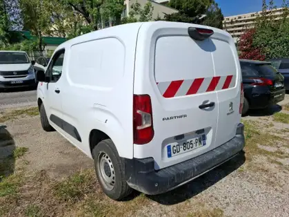 PEUGEOT PARTNER FOURGON ASPHALT TAILLE M 650 KGS BLUEHDI 100 CV BVM6