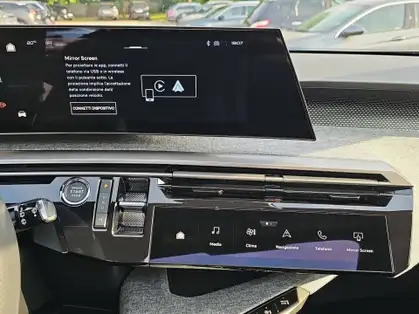 PEUGEOT 5008 GT 1.2 HYBRID 136 CV E-DCS6